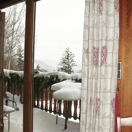 Chalé Spacious Chalet For 4 In Hommert Hommert