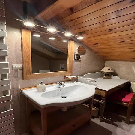 Alpstuga Spacious Chalet For 4 In Hommert *