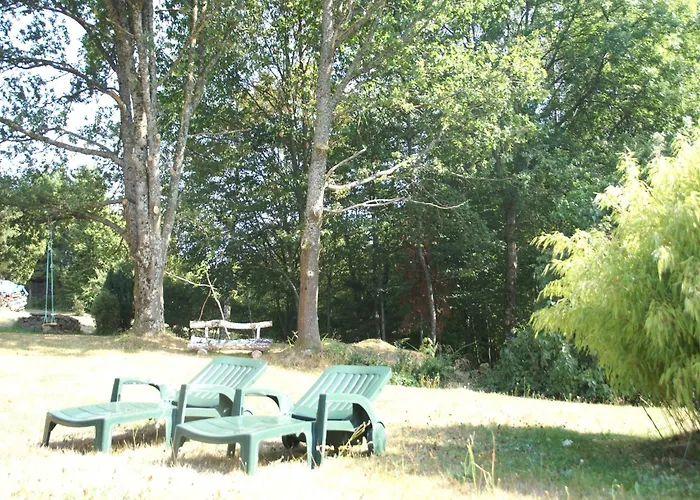 Chalet Spacious For 4 In Hommert